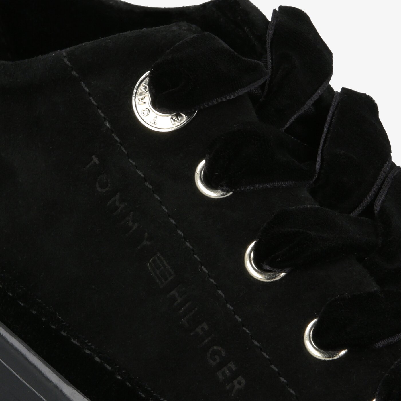 Damskie trampki TOMMY HILFIGER VELVET LACE FLATFORM SNEAKER fw0fw04311990 kolor czarny