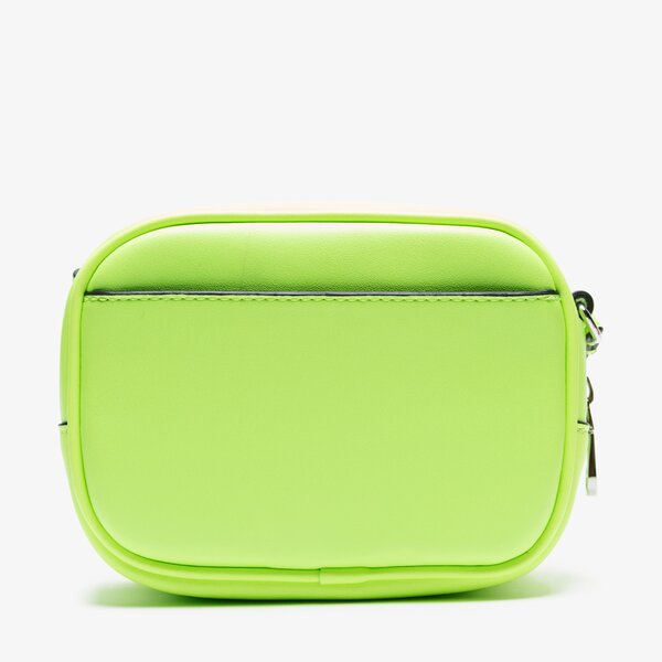 Damska torebka CALVIN KLEIN TOREBKA SCULPTED MONOGRAM CAMERA BAG k60k605524070 kolor żółty
