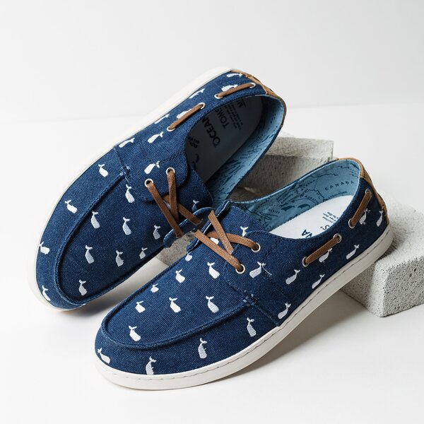 Damskie mokasyny i półbuty TOMS CULVER - THE TOMS ANIMAL INITIATIVE OCEANA 10011565 kolor granatowy