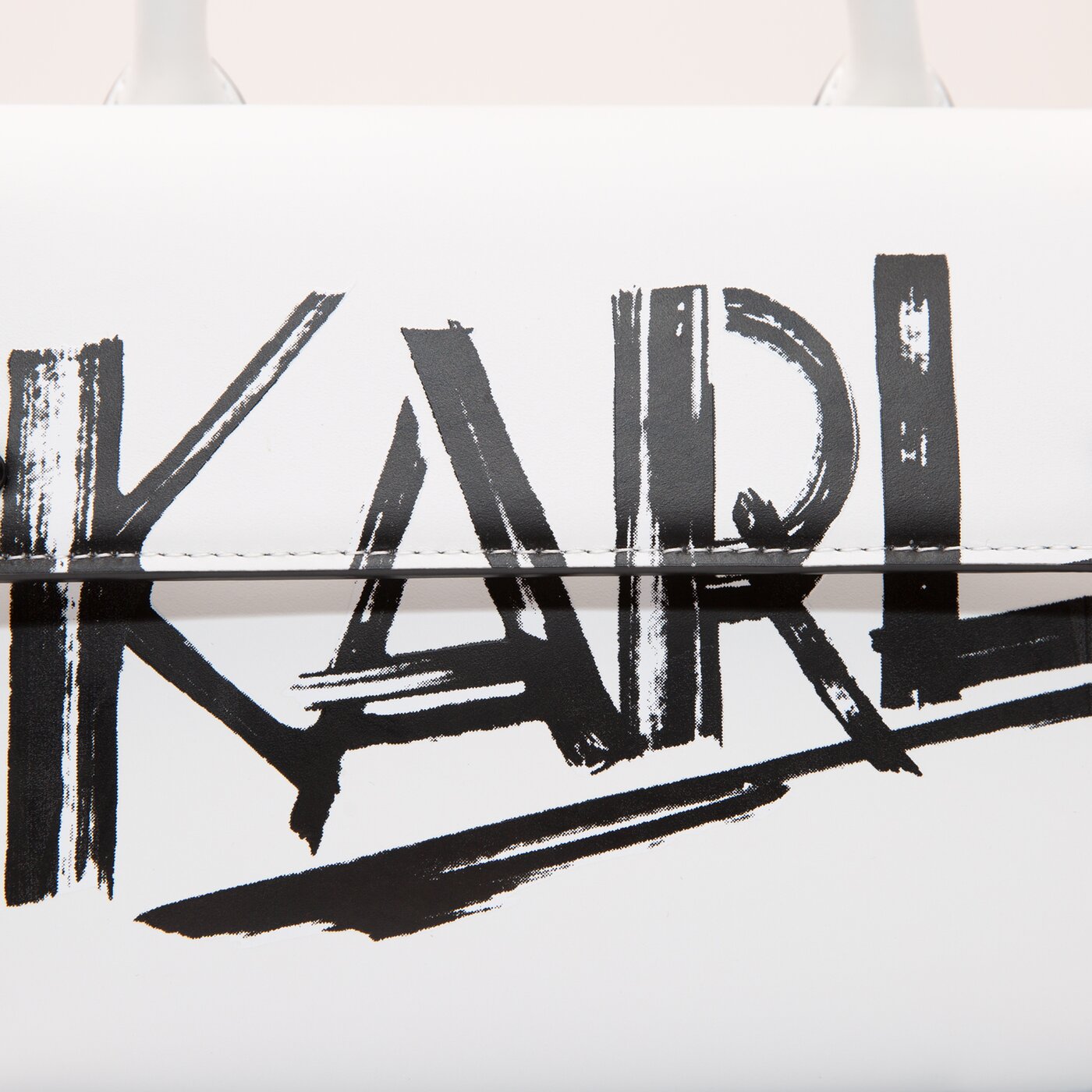 Damska torebka KARL LAGERFELD TOREBKA KIKON MINI PRINT DECO TOP H 216w3007101white kolor czarny