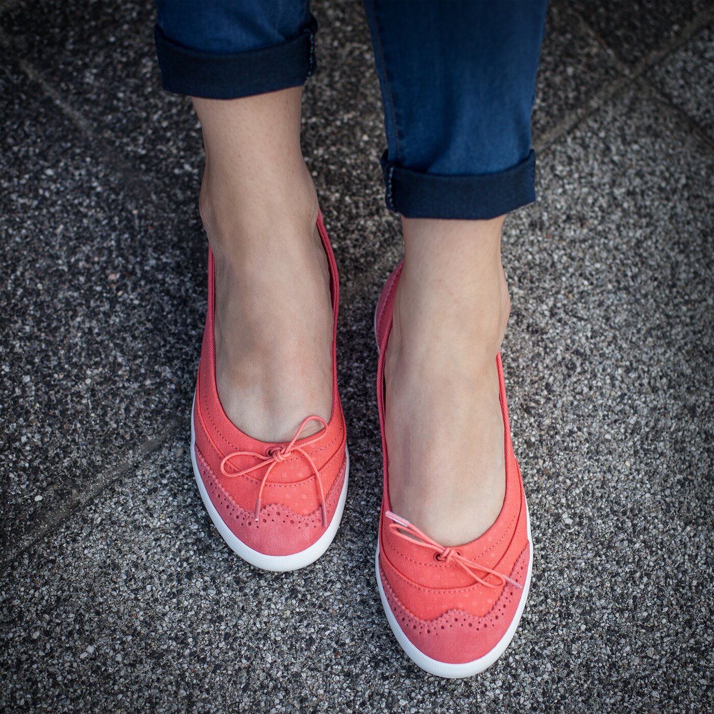 Damskie sneakersy (buty) LACOSTE LOXIA 216 1 731caw0136lr2 kolor pomarańczowy