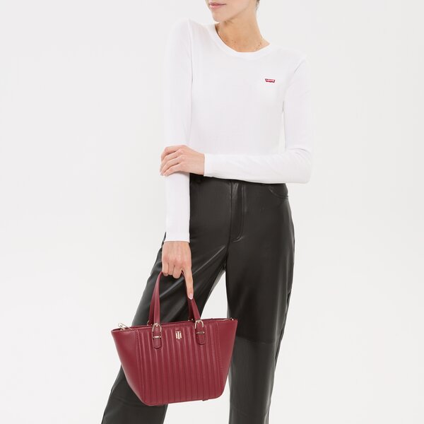 Damska torebka TOMMY HILFIGER TOREBKA TH TIMELESS SMALL TOTE QUILTED aw0aw13171xjs kolor bordowy