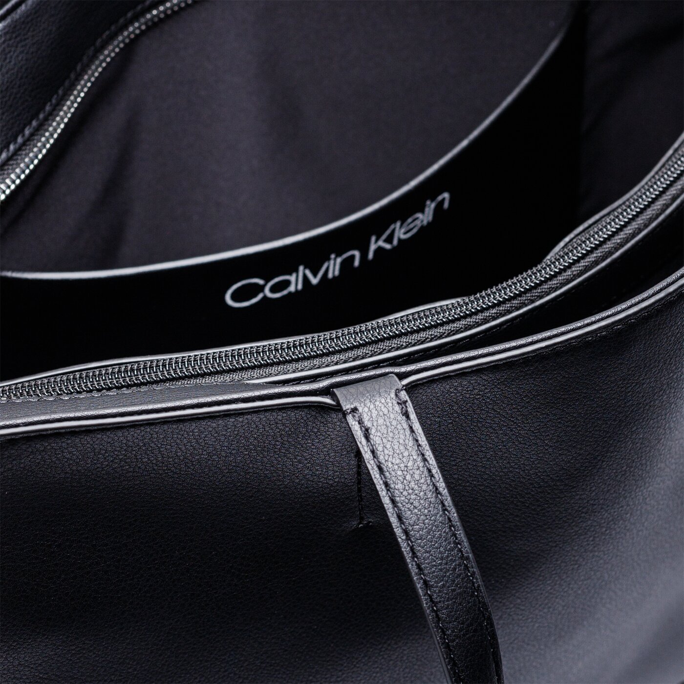 Damska torebka CALVIN KLEIN TOREBKA CK MUST SHOPPER MD k60k606664bax kolor czarny