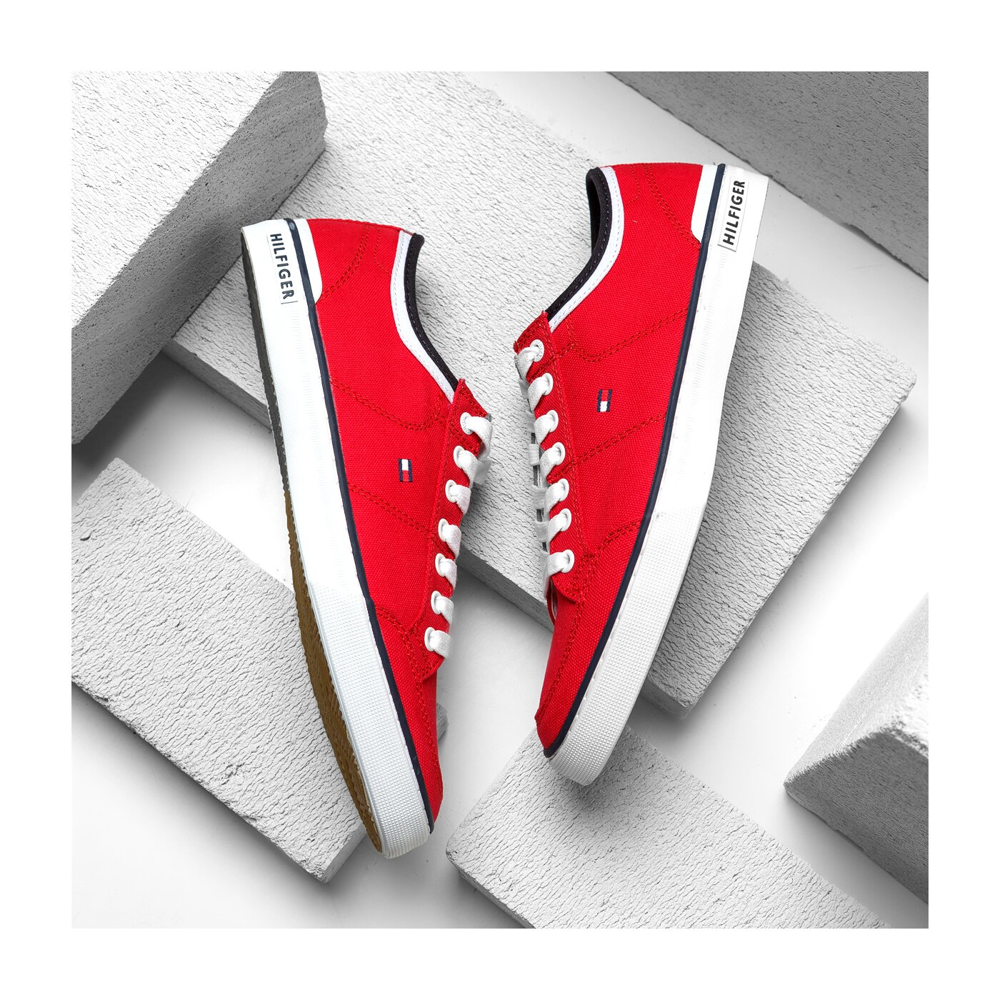 Męskie trampki TOMMY HILFIGER H2285ARRINGTON 5D2 fm0fm00543611 kolor czerwony