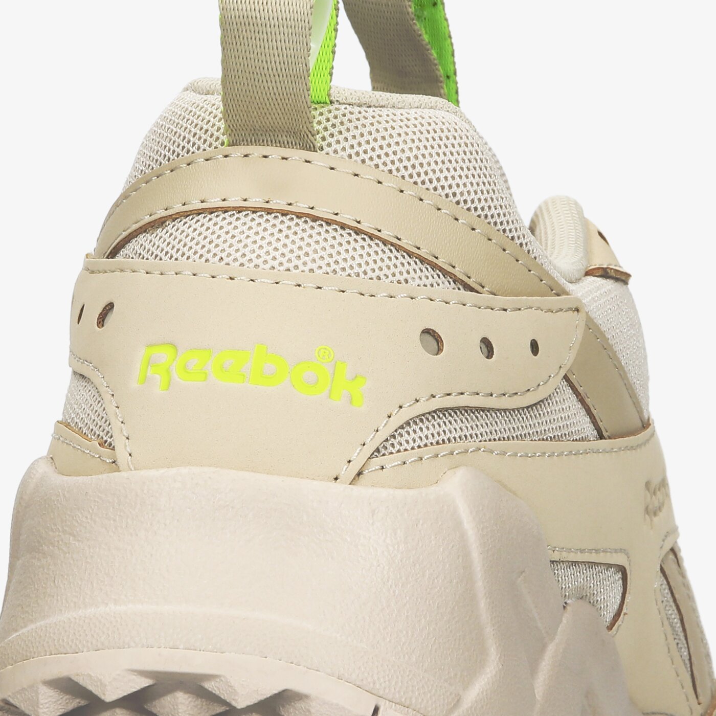Damskie sneakersy (buty) REEBOK AZTREK 93 TRAIL ef7781 kolor beżowy