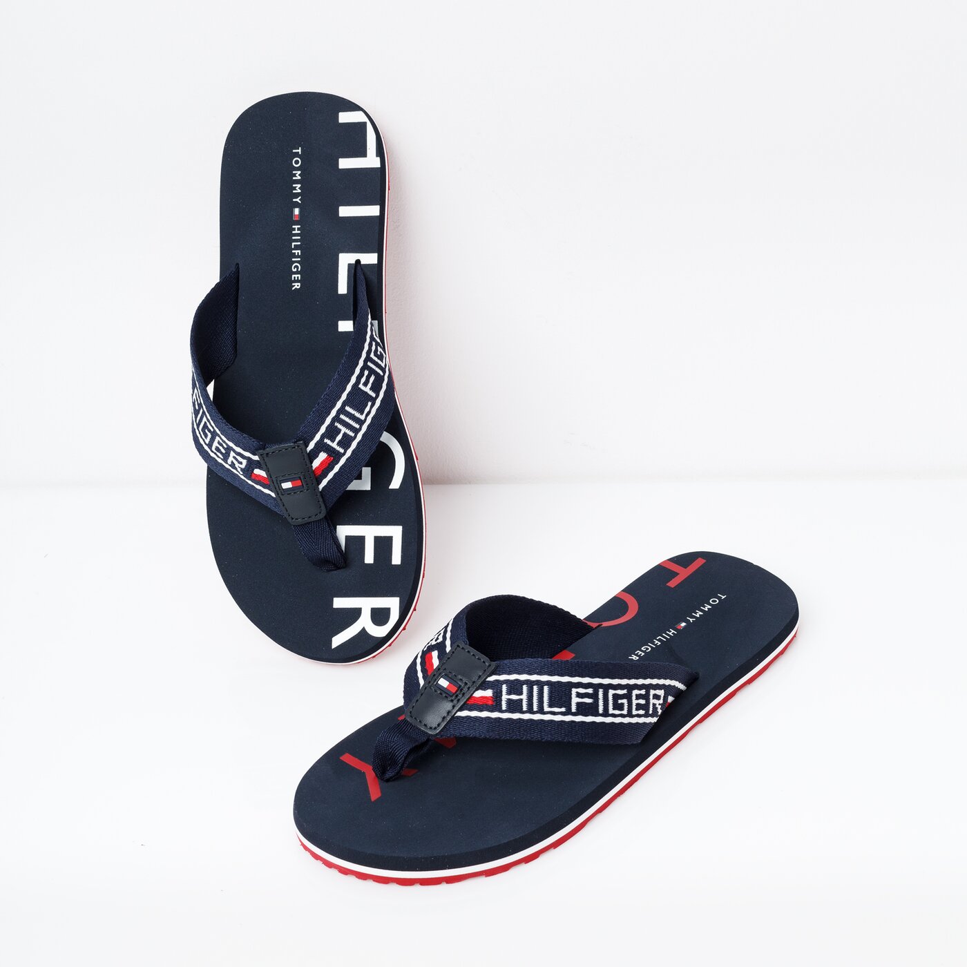 Męskie klapki TOMMY HILFIGER BONDI 2 fm0fm02075403 kolor granatowy