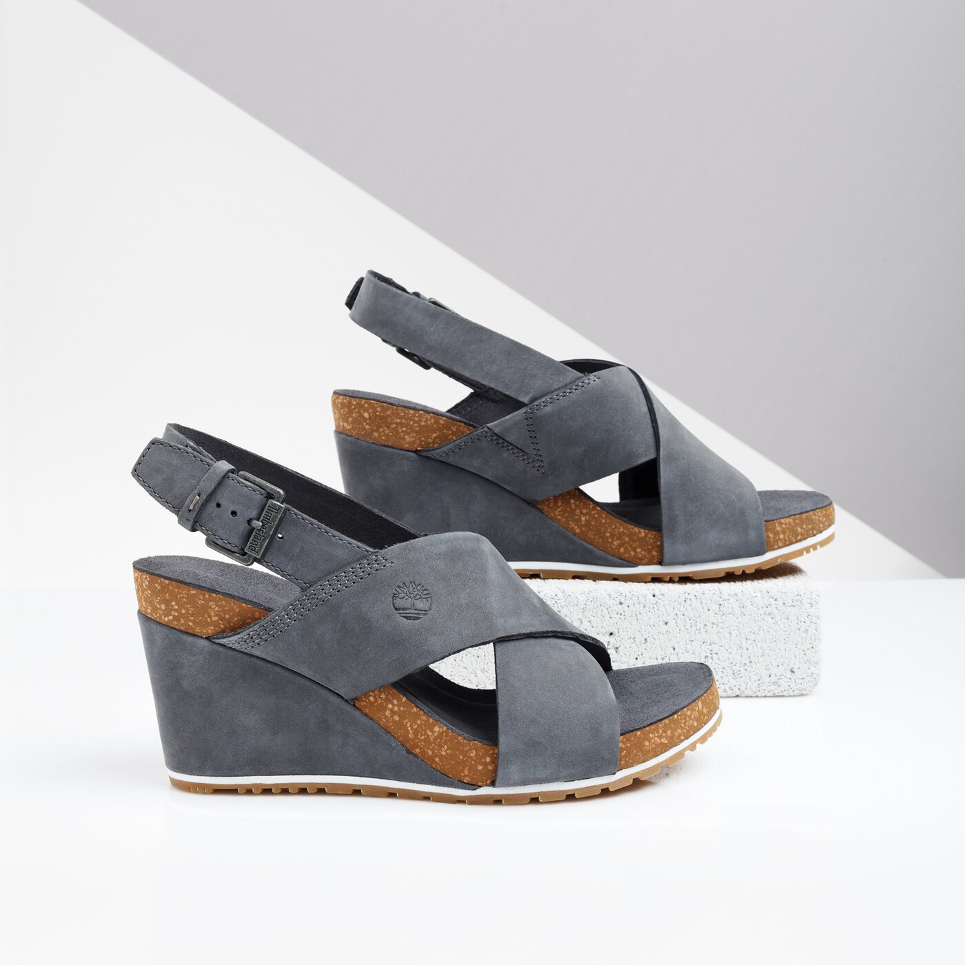 Damskie sandały TIMBERLAND CAPRI SUNSET X-BAND SANDA tb0a224zd971 kolor szary