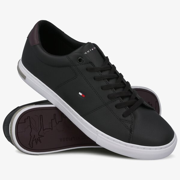 Męskie trampki TOMMY HILFIGER JAY 16A ESSENTIAL LEATHER DETAIL VULC fm0fm02977bds kolor czarny