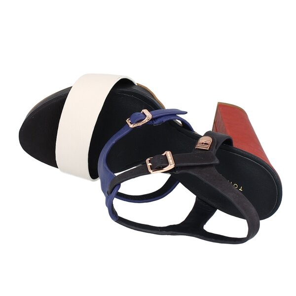 Damskie sandały TOMMY HILFIGER ASHLEY 6  fw56815381121 kolor czarny