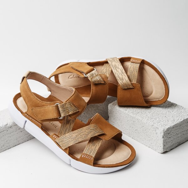Damskie sandały CLARKS TRI CLOVER 26132871 kolor brązowy
