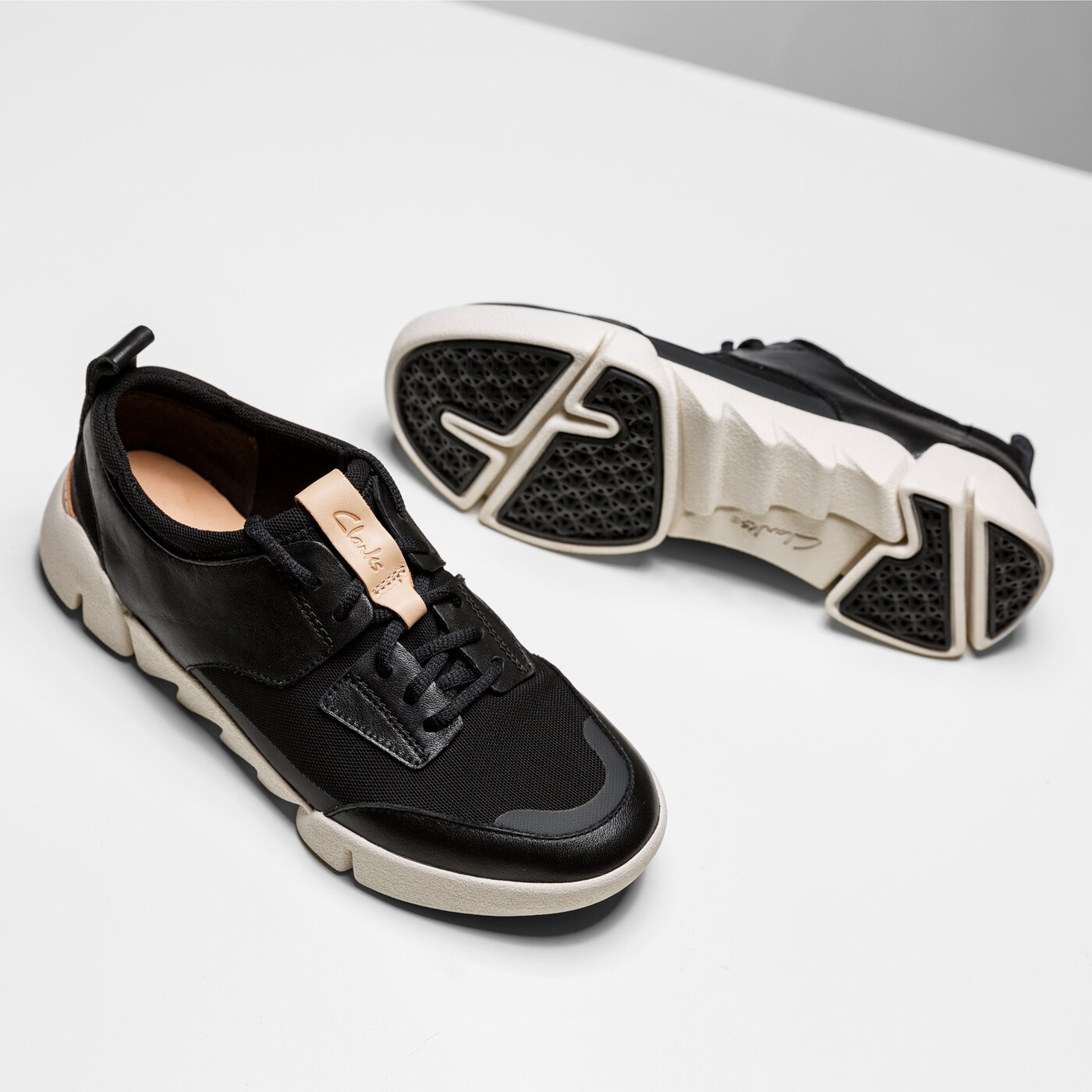 Damskie półbuty CLARKS TRI SOUL 26123808 kolor czarny