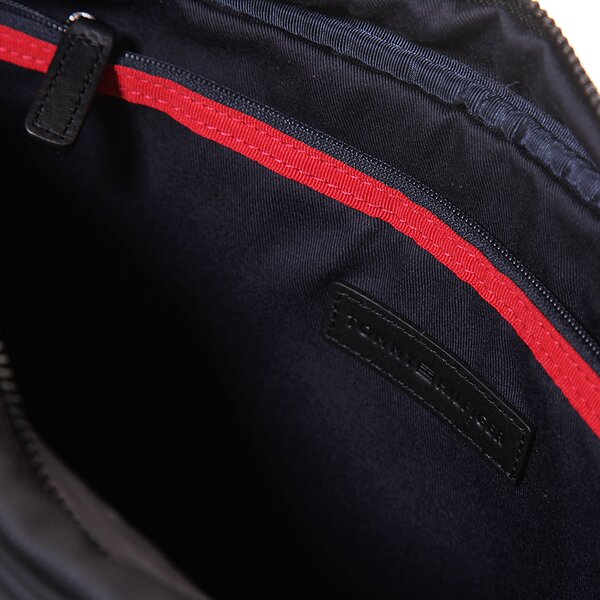 TOMMY HILFIGER TORBA WALKER COMPUTER BAG bm56923119990 kolor czarny