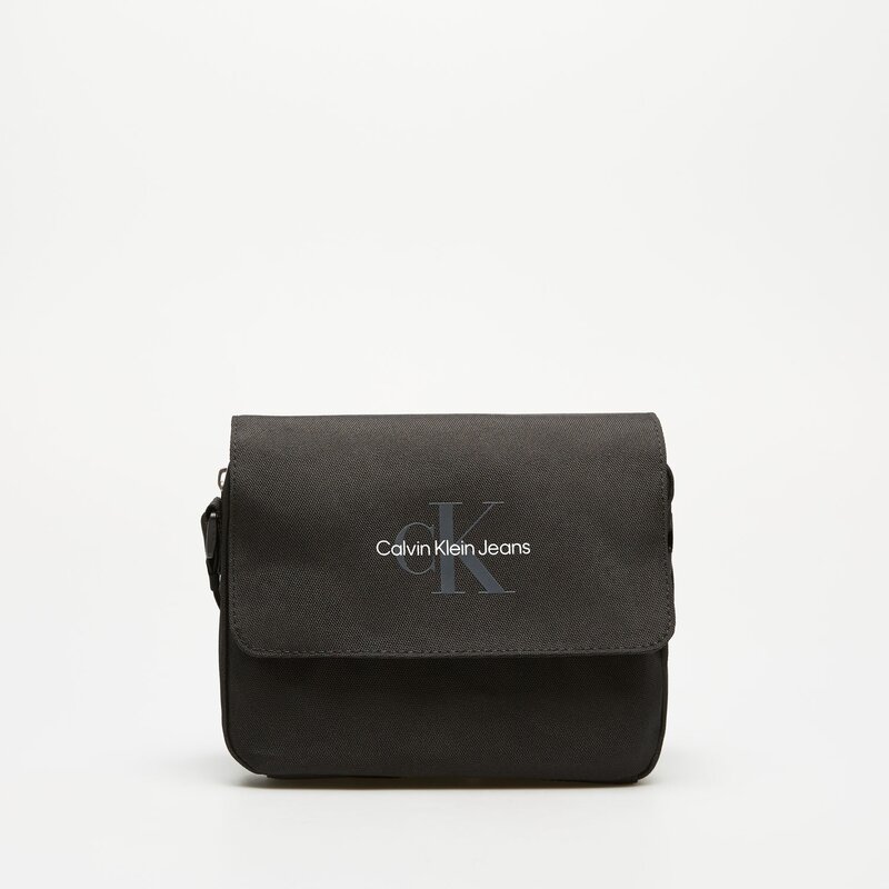 CALVIN KLEIN TOREBKA SPORT ESSENTIALS FL CAMERA BAG M