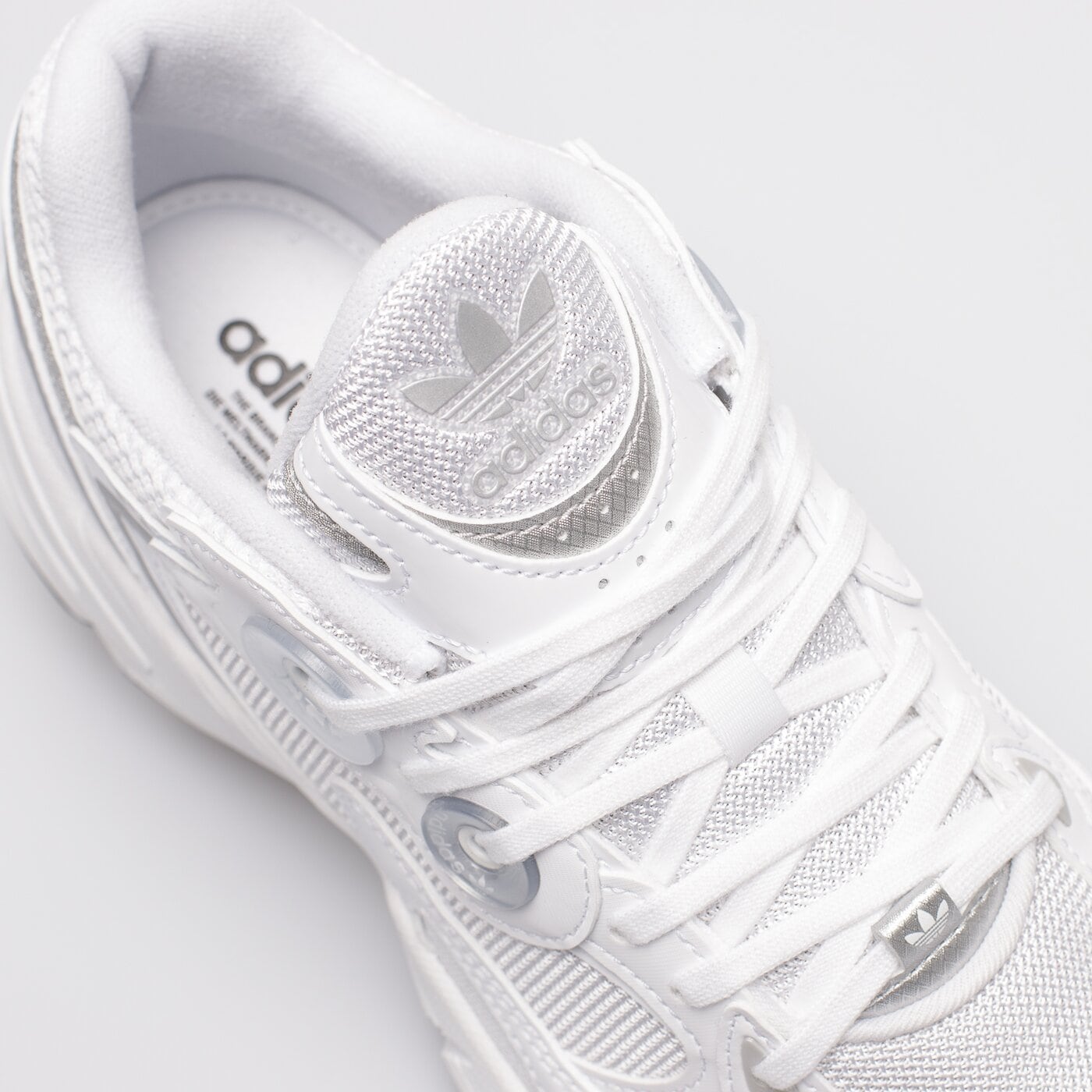 Damskie sneakersy (buty) ADIDAS ASTIR W gy5565 kolor biały