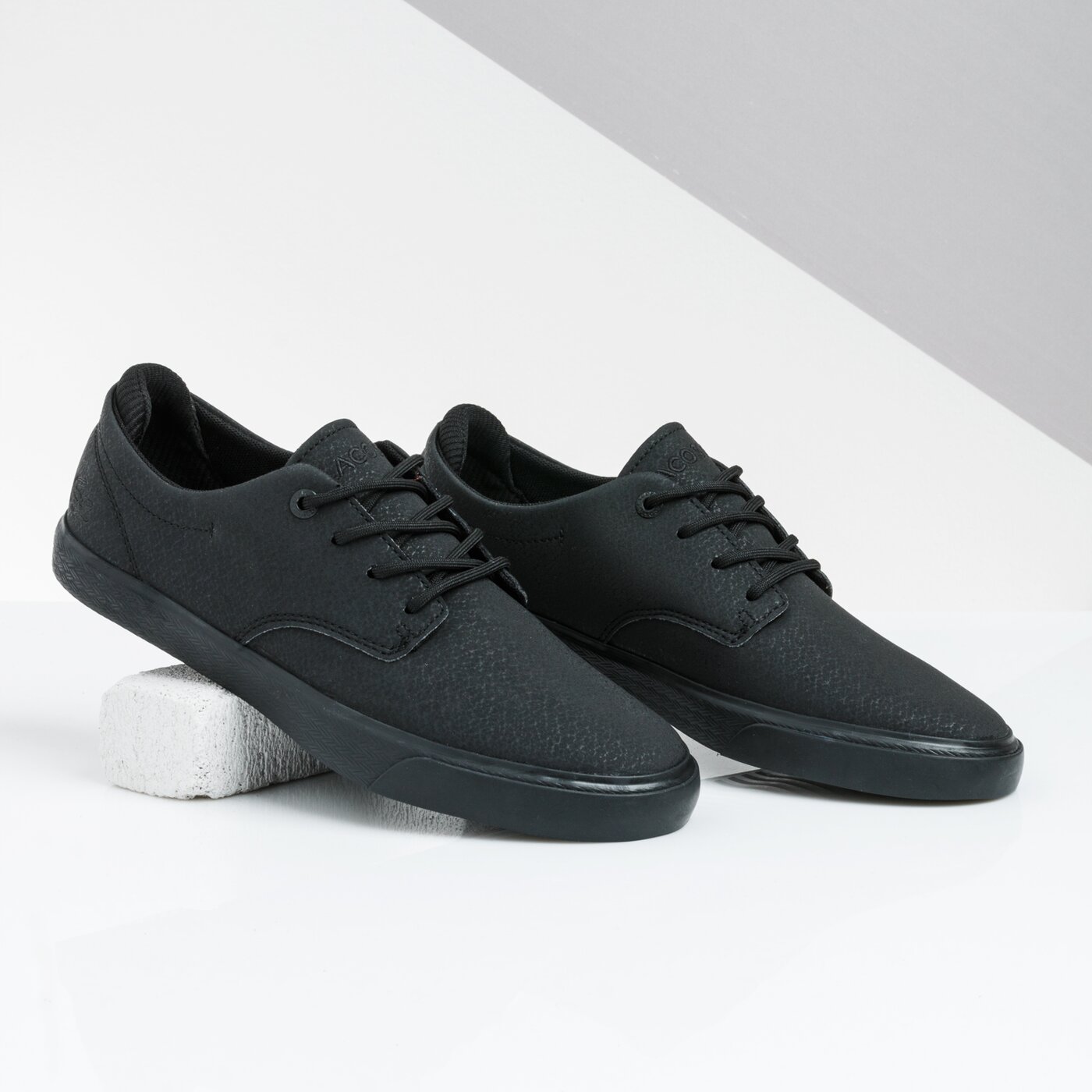 Dziecięce trampki LACOSTE ESPARRE 319 1 CUJ 738cuj000402h kolor czarny