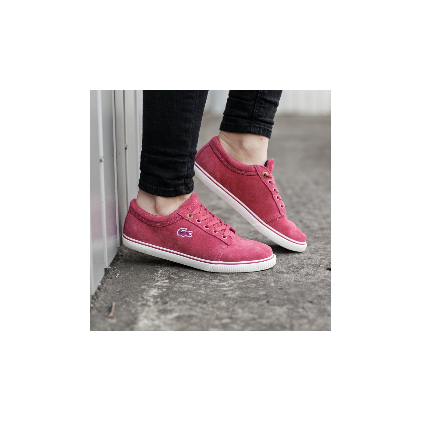 Damskie sneakersy (buty) LACOSTE VAULTSTAR SLEEK 730srw4113124 kolor różowy