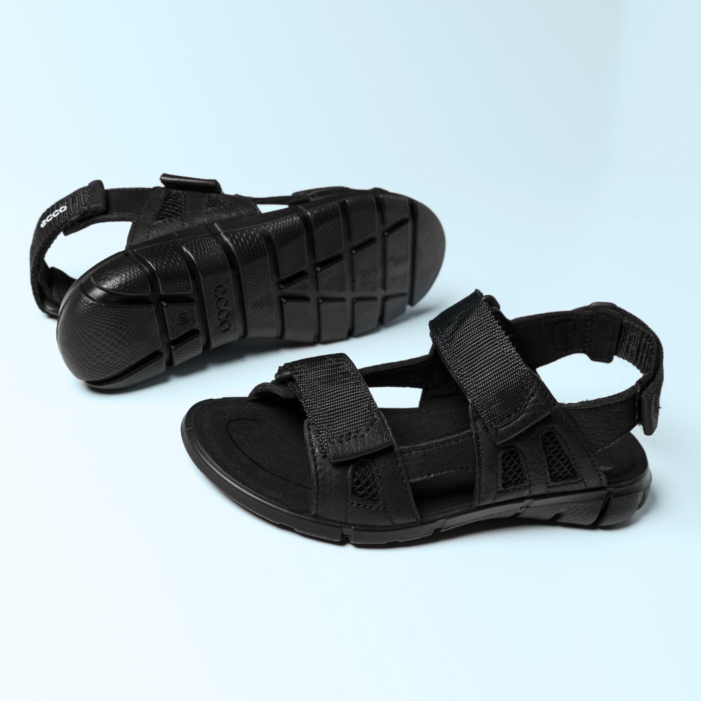 Dziecięce sandały / klapki ECCO INTRINSIC SANDAL 70555251052 kolor czarny