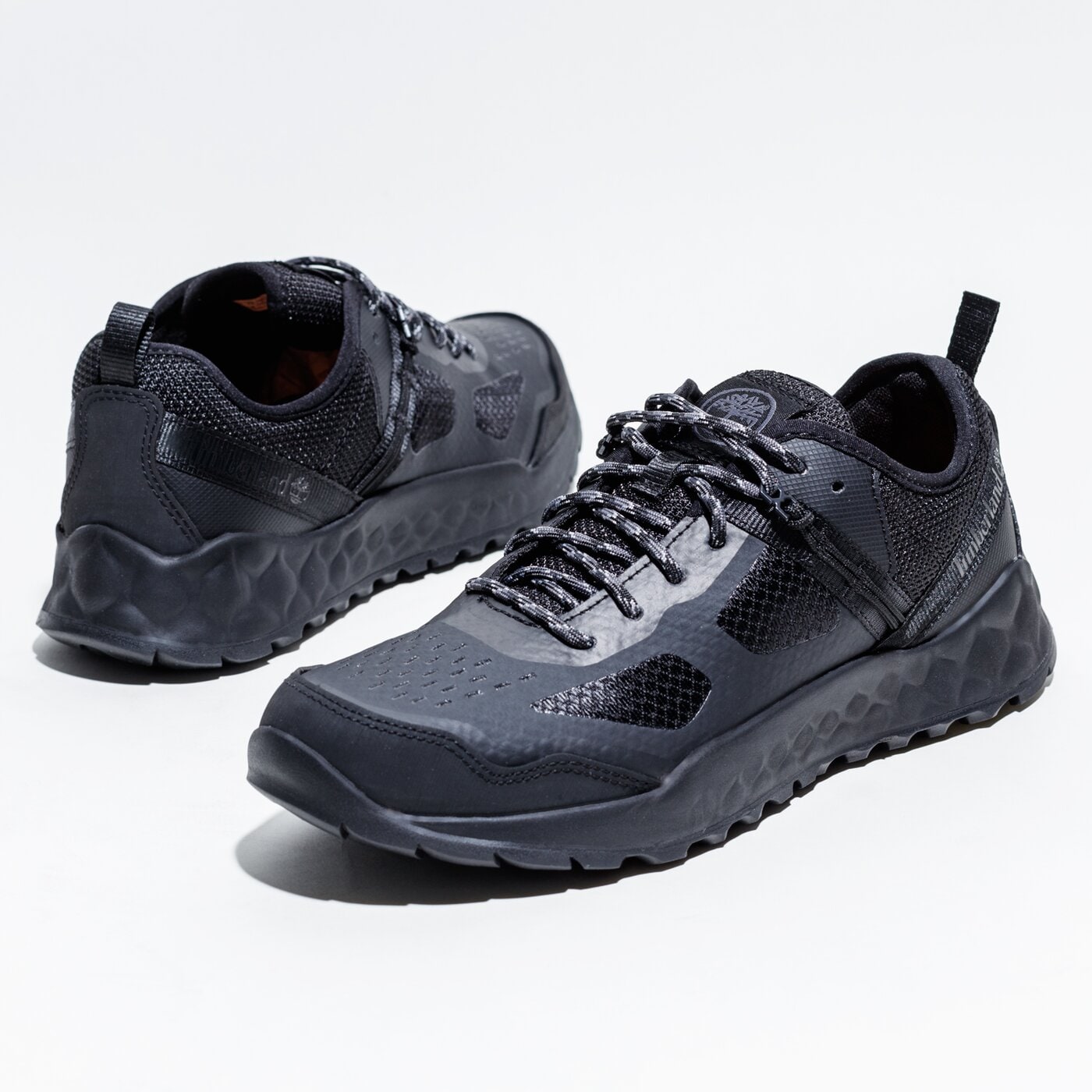 Dziecięce sneakersy (buty) TIMBERLAND SOLAR WAVE TR LOW tb0a2hef0151 kolor czarny