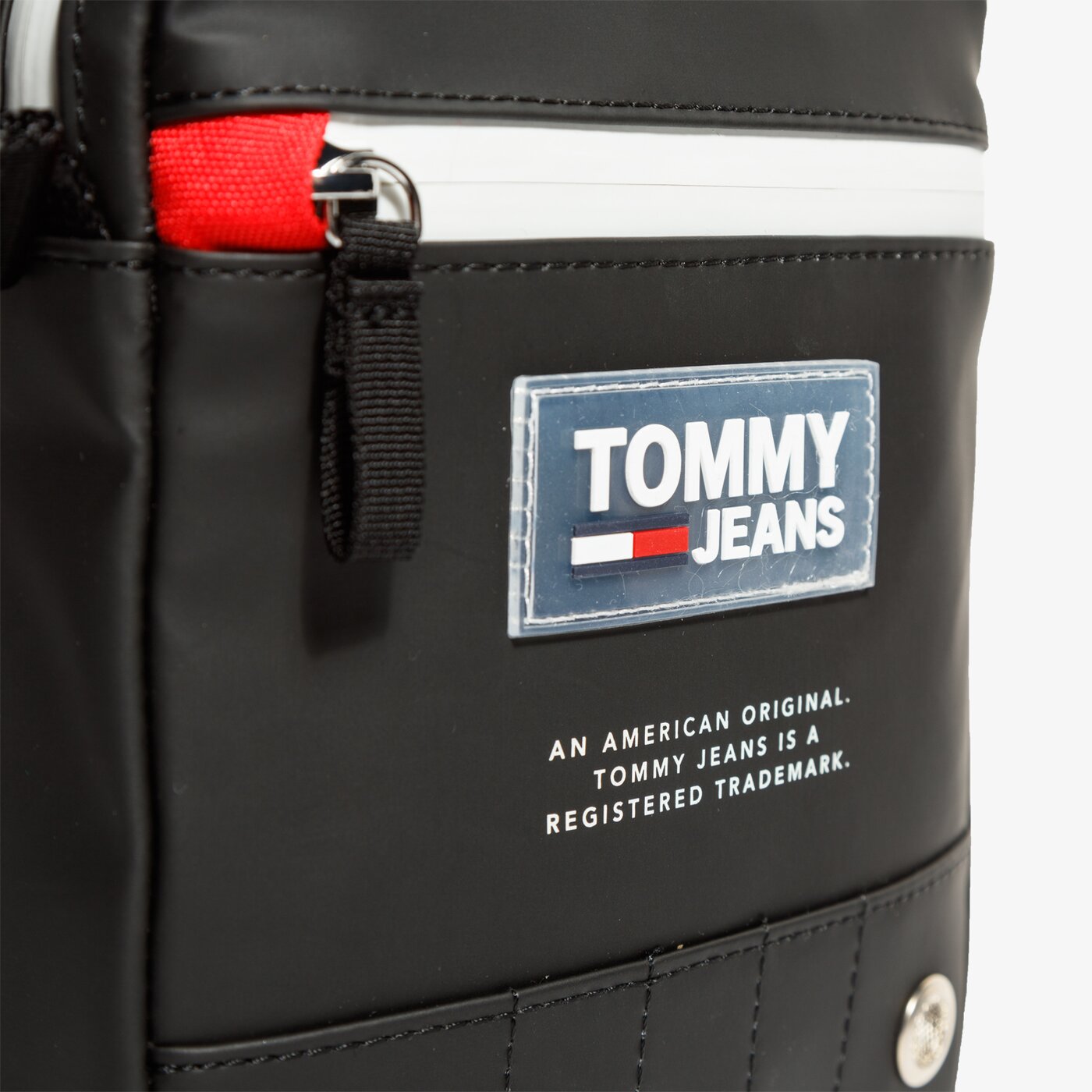 TOMMY HILFIGER TORBA TJM INNER- TOWN REPORTER am0am05109bds kolor czarny