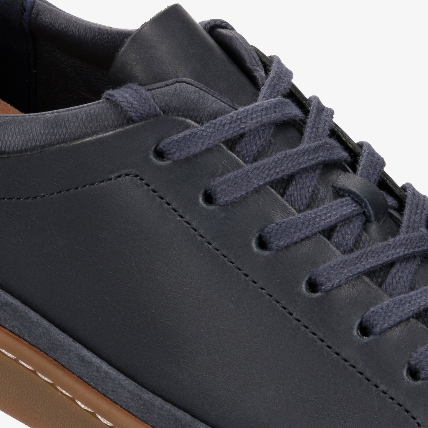 Męskie trampki CLARKS NATHAN CRAFT 26139037 kolor granatowy