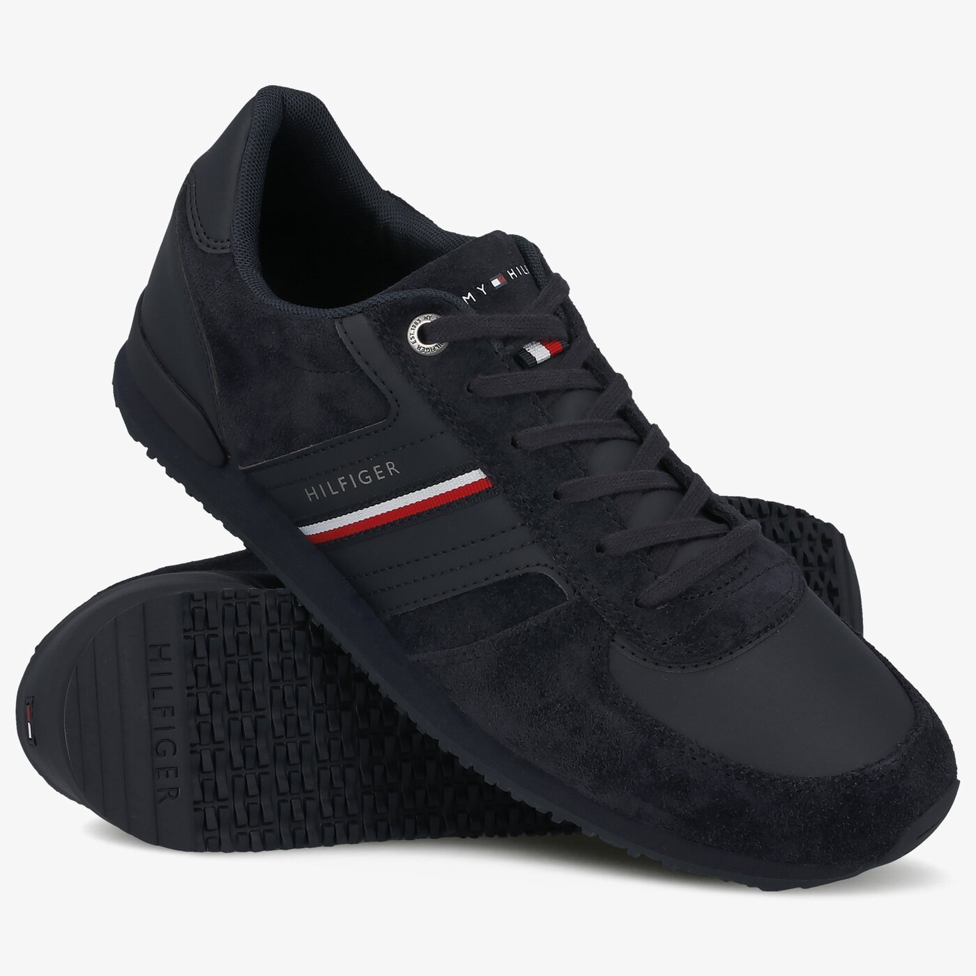 Męskie sneakersy (buty) TOMMY HILFIGER MAXWELL 26B ICONIC SUEDE RUNNER fm0fm03001dw5 kolor granatowy