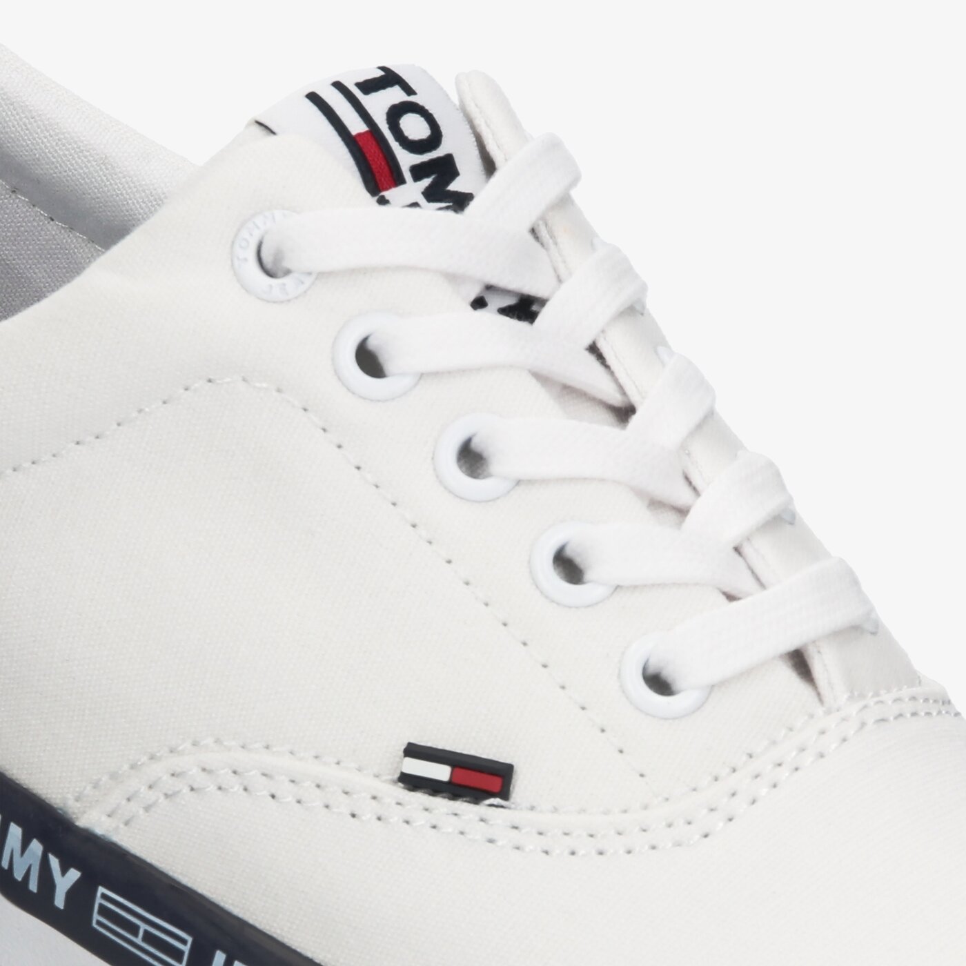 Męskie trampki TOMMY HILFIGER CLASSIC LACE UP SNEAKER em0em00493ybr kolor biały