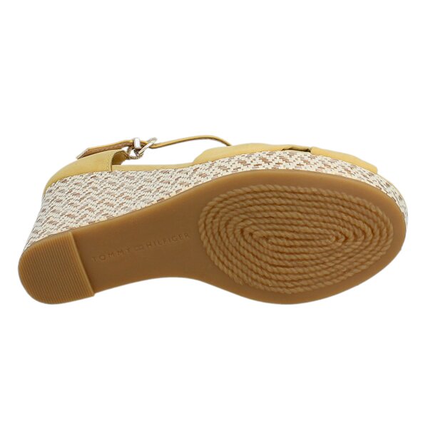 Damskie szpilki / czółenka TOMMY HILFIGER E1285LENA 3D fw56820646710 kolor żółty