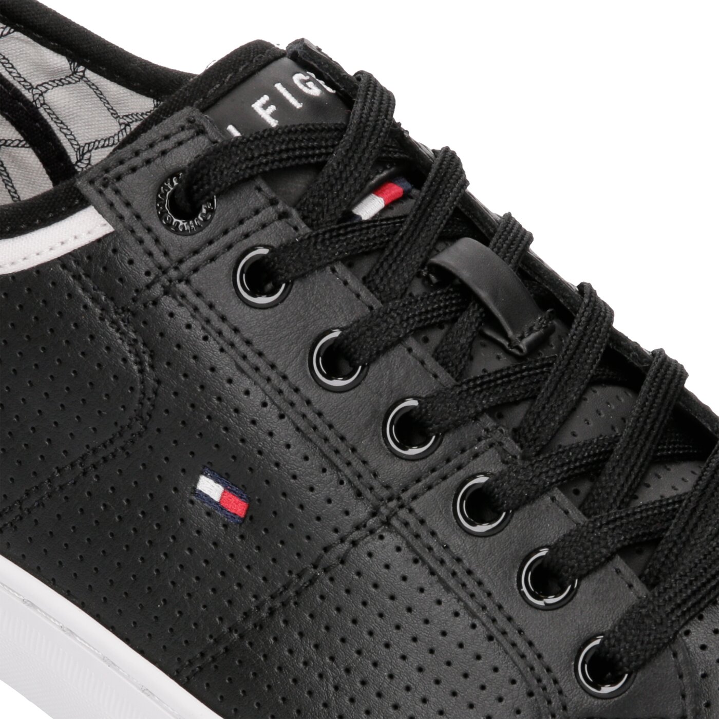 Męskie trampki TOMMY HILFIGER HARRINGTON 5A fm0fm00552990 kolor czarny