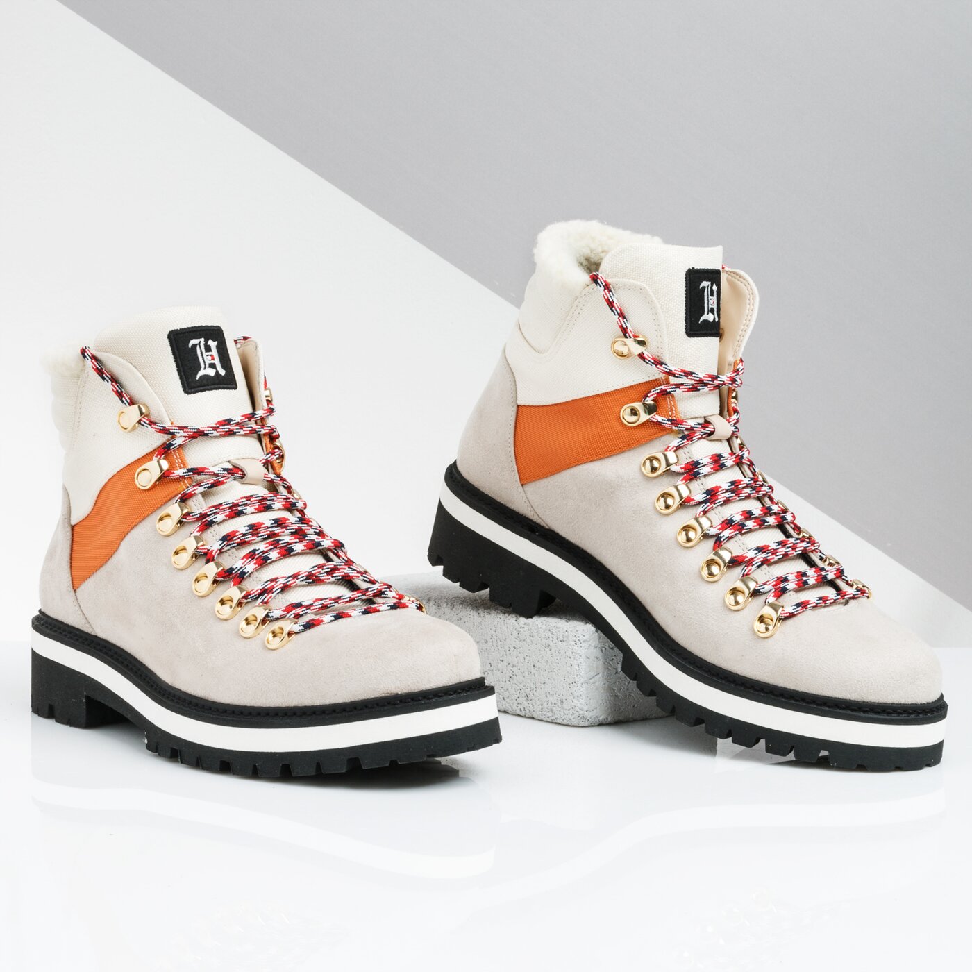 Męskie buty outdoor (trekkingowe) TOMMY HILFIGER LH EXPEDITION TRAIL BOOT fm0fm02526yae kolor czerwony