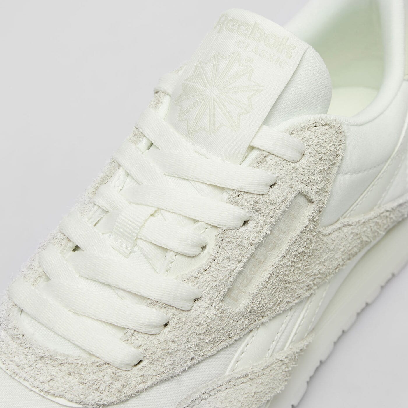 Damskie sneakersy (buty) REEBOK CLASSIC NYLON 100220923 kolor biały