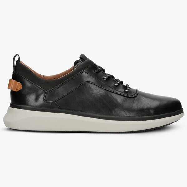 Męskie półbuty CLARKS UN GLOBE VIBE 26140163 kolor czarny