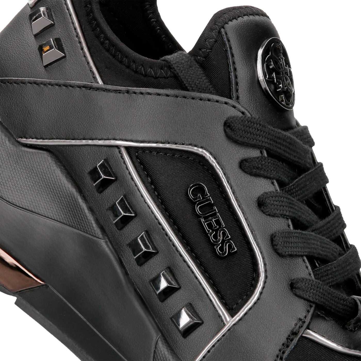 Damskie sneakersy (buty) GUESS JULYANN fl5julfab12black kolor czarny