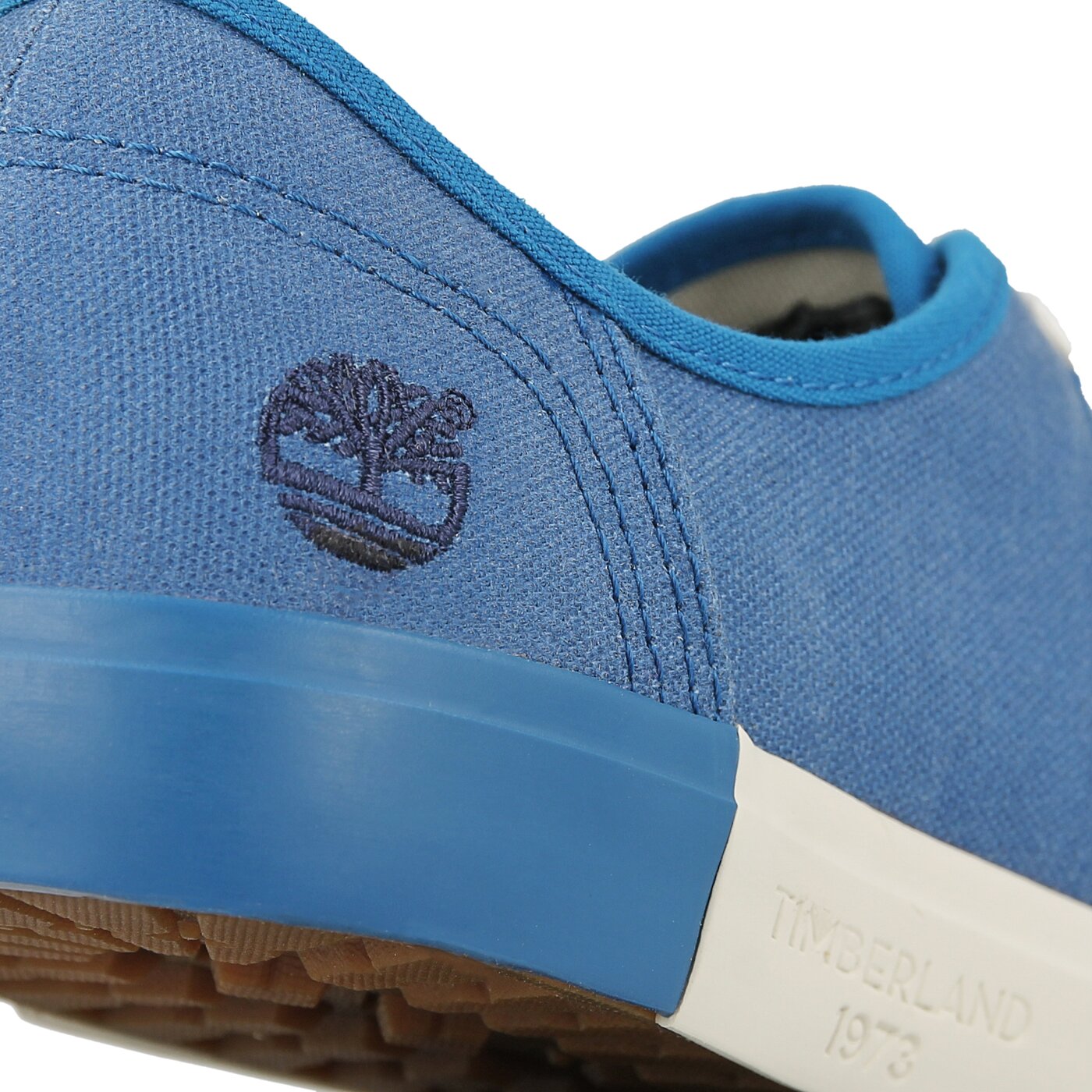 Męskie trampki TIMBERLAND NEWPORT BAY CANVAS PLAIN a1ay2 kolor niebieski