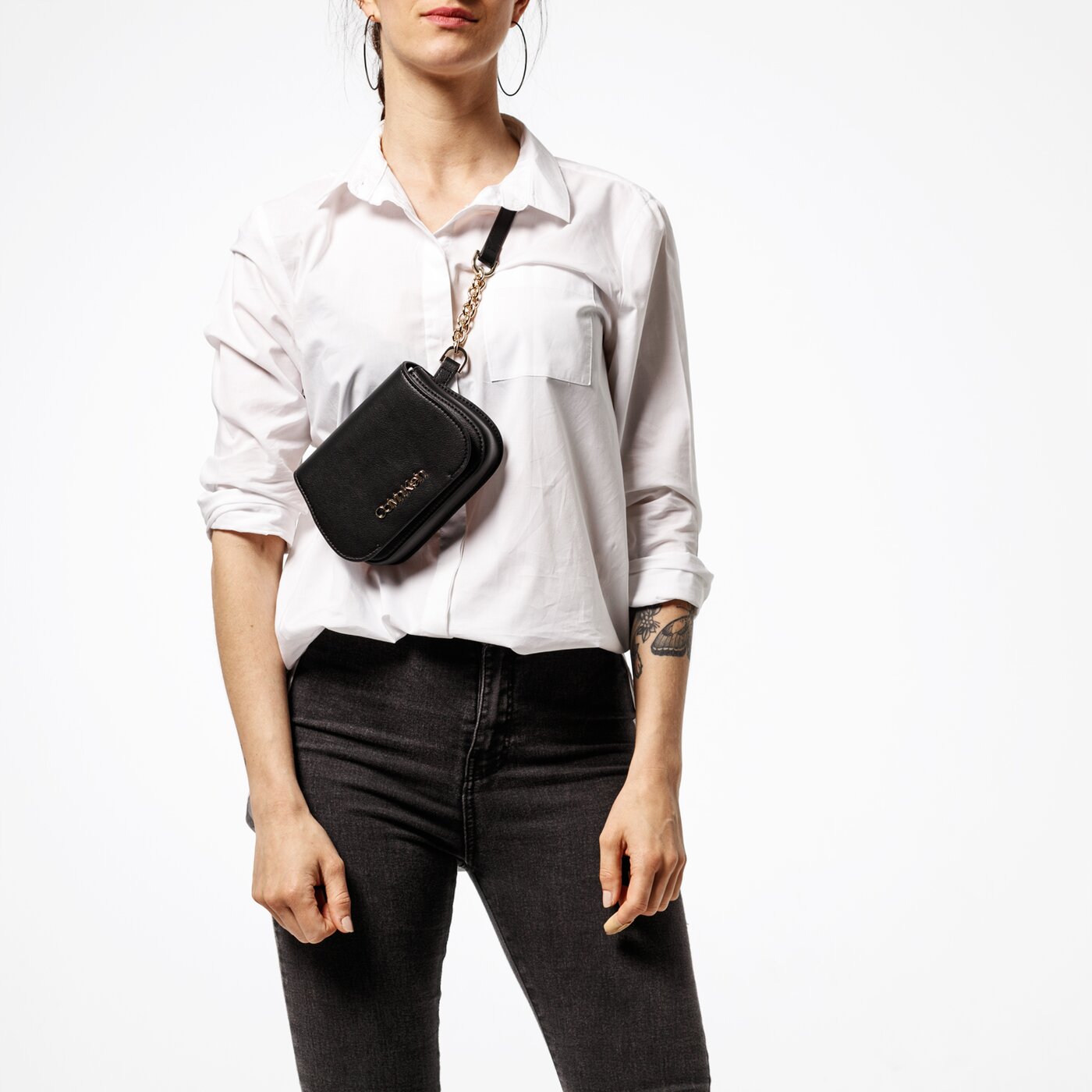 Damska torebka CALVIN KLEIN TOREBKA DRESSED UP BELTBAG k60k605376001 kolor czarny