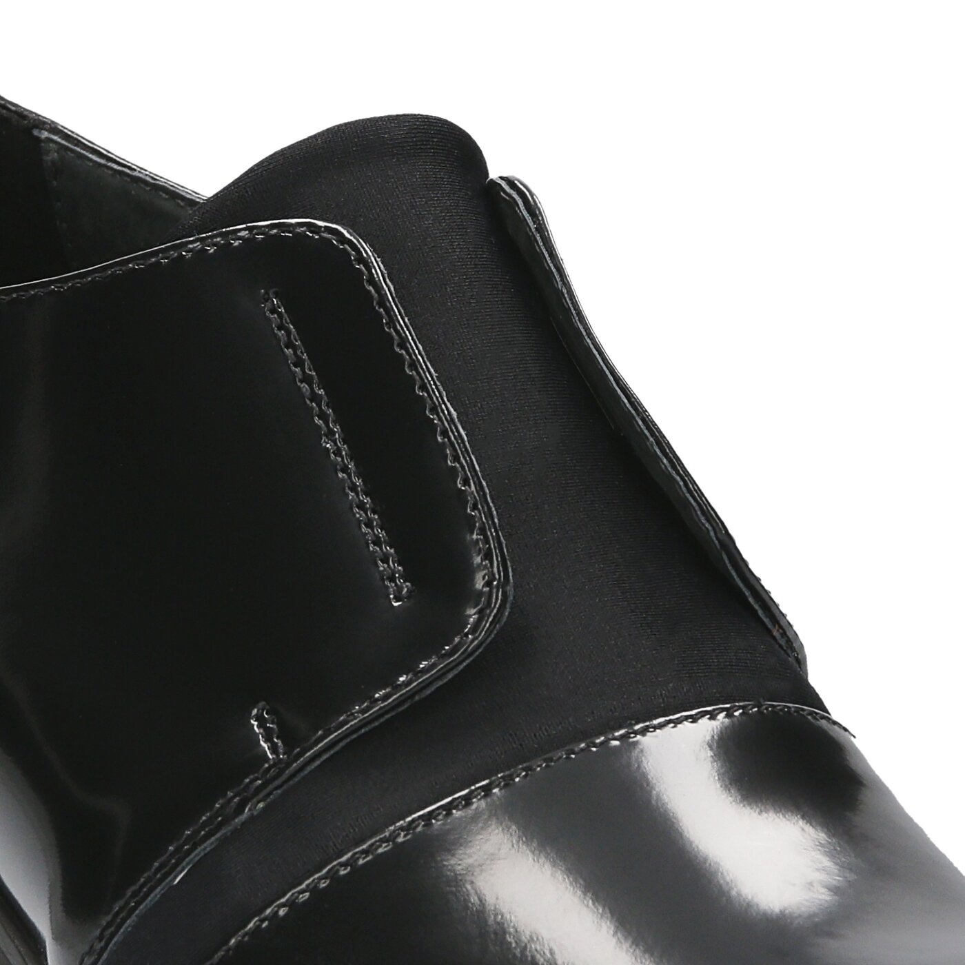 Damskie półbuty GINO ROSSI ALBA dwh282s48011999990 kolor czarny