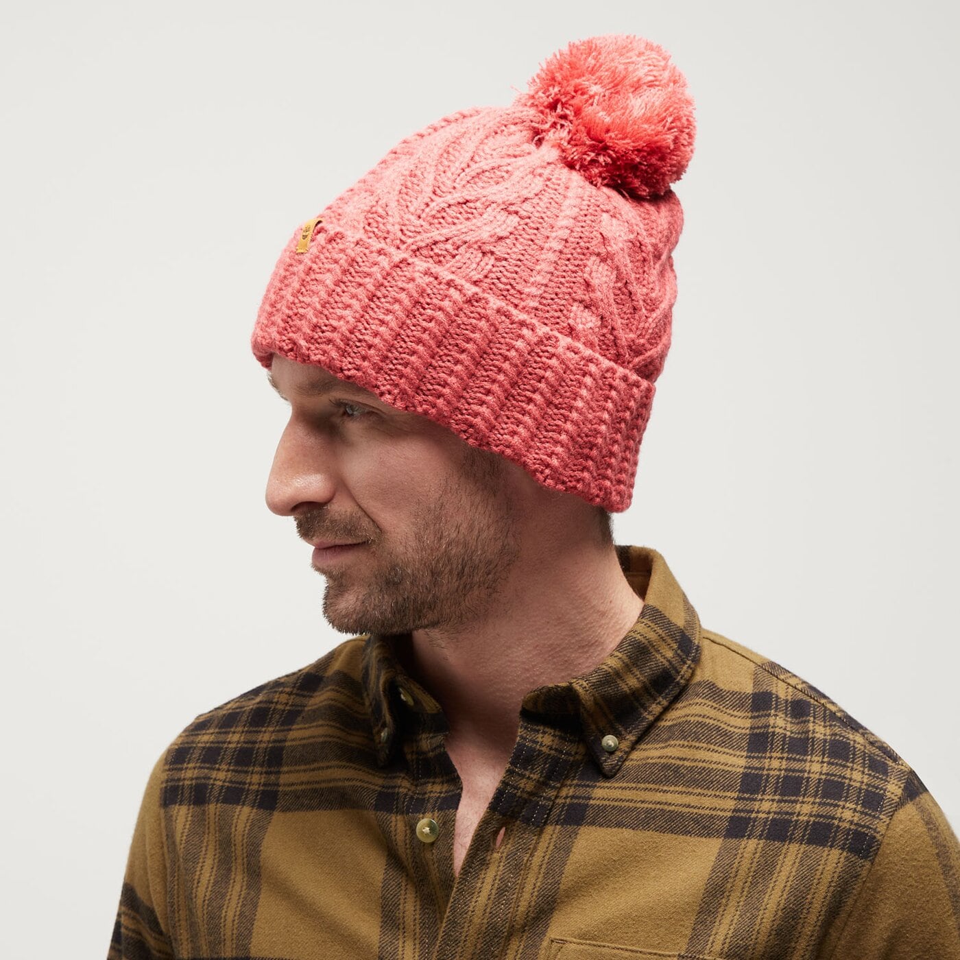 Damska czapka zimowa TIMBERLAND CZAPKA CABLE PREMIUM POM BEANIE tb0a1eroeft1 kolor różowy