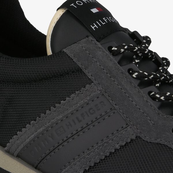 Męskie sneakersy (buty) TOMMY HILFIGER RUNNER LO 2C2 LO MIX WINTER RUNNER STRIPES fm0fm03004bds kolor czarny