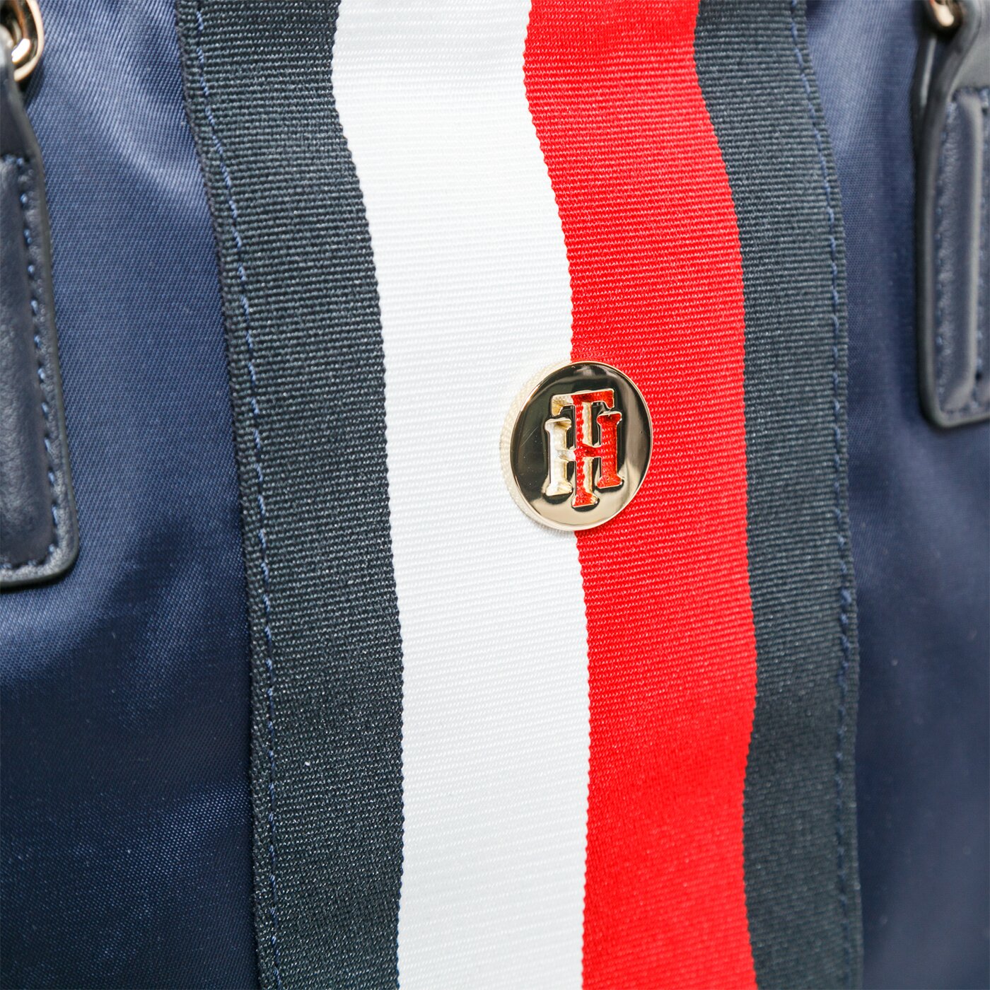 Damska torebka TOMMY HILFIGER TOREBKA POPPY SATCHEL CORP aw0aw083340gy kolor multicolor