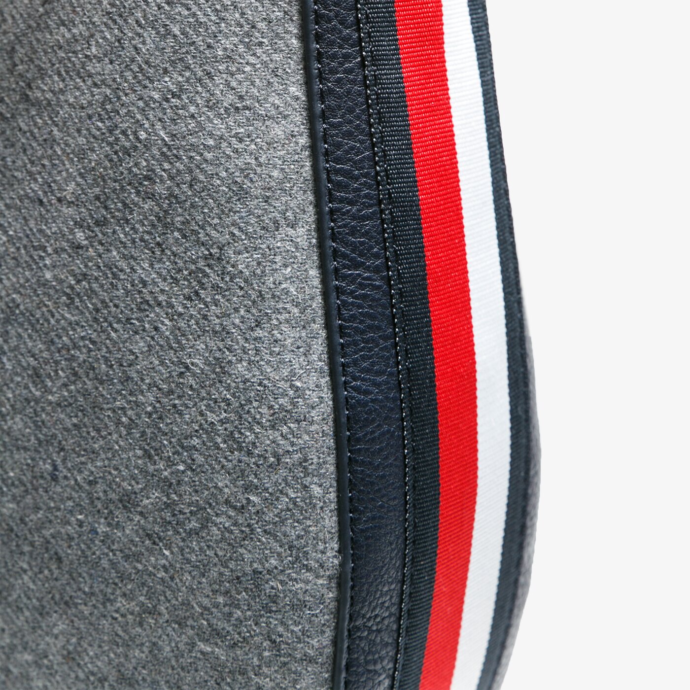 Damska nerka / saszetka TOMMY HILFIGER TOREBKA CORE HOBO MELTON aw0aw074140iv kolor szary