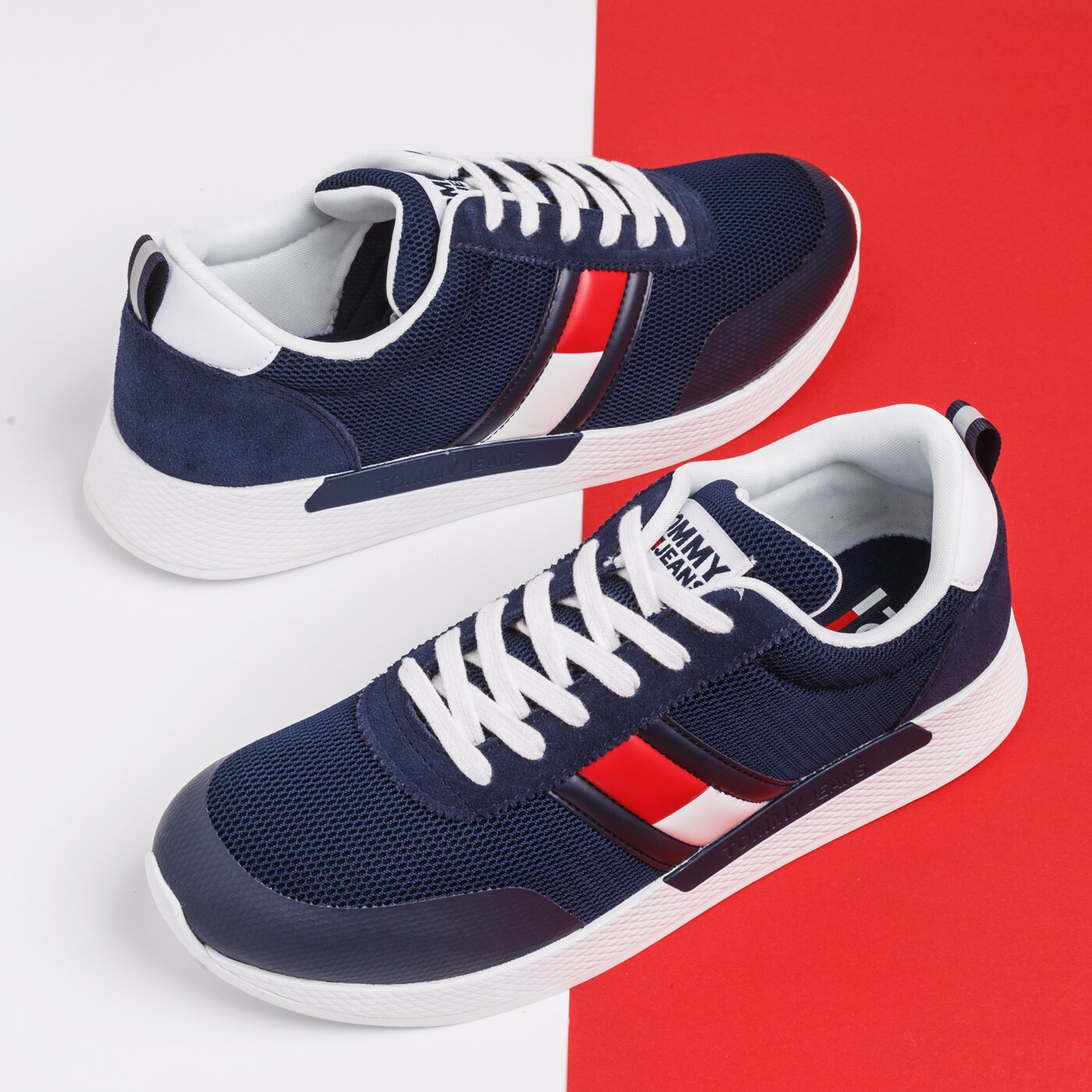 Męskie sneakersy (buty) TOMMY HILFIGER FLEXI TOMMY JEANS FLAG SNEAKER em0em00400c87 kolor granatowy