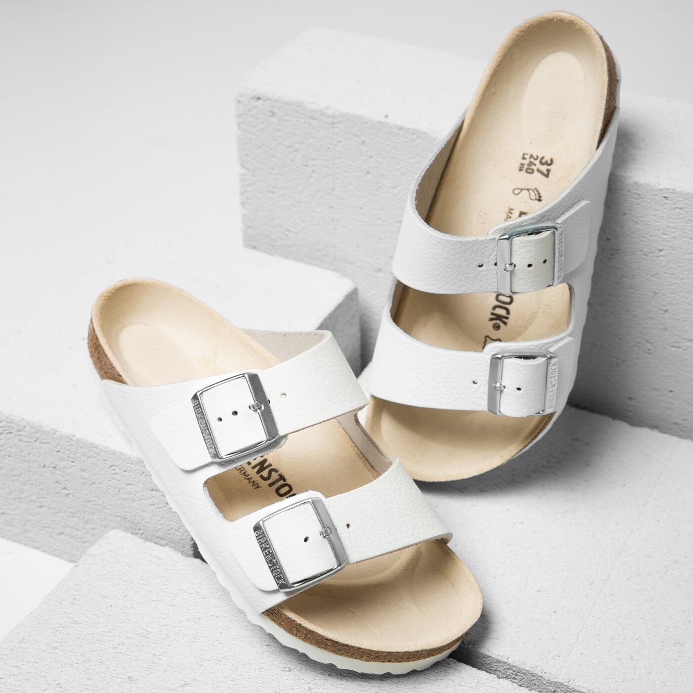 Damskie klapki BIRKENSTOCK ARIZONA  51131 kolor biały