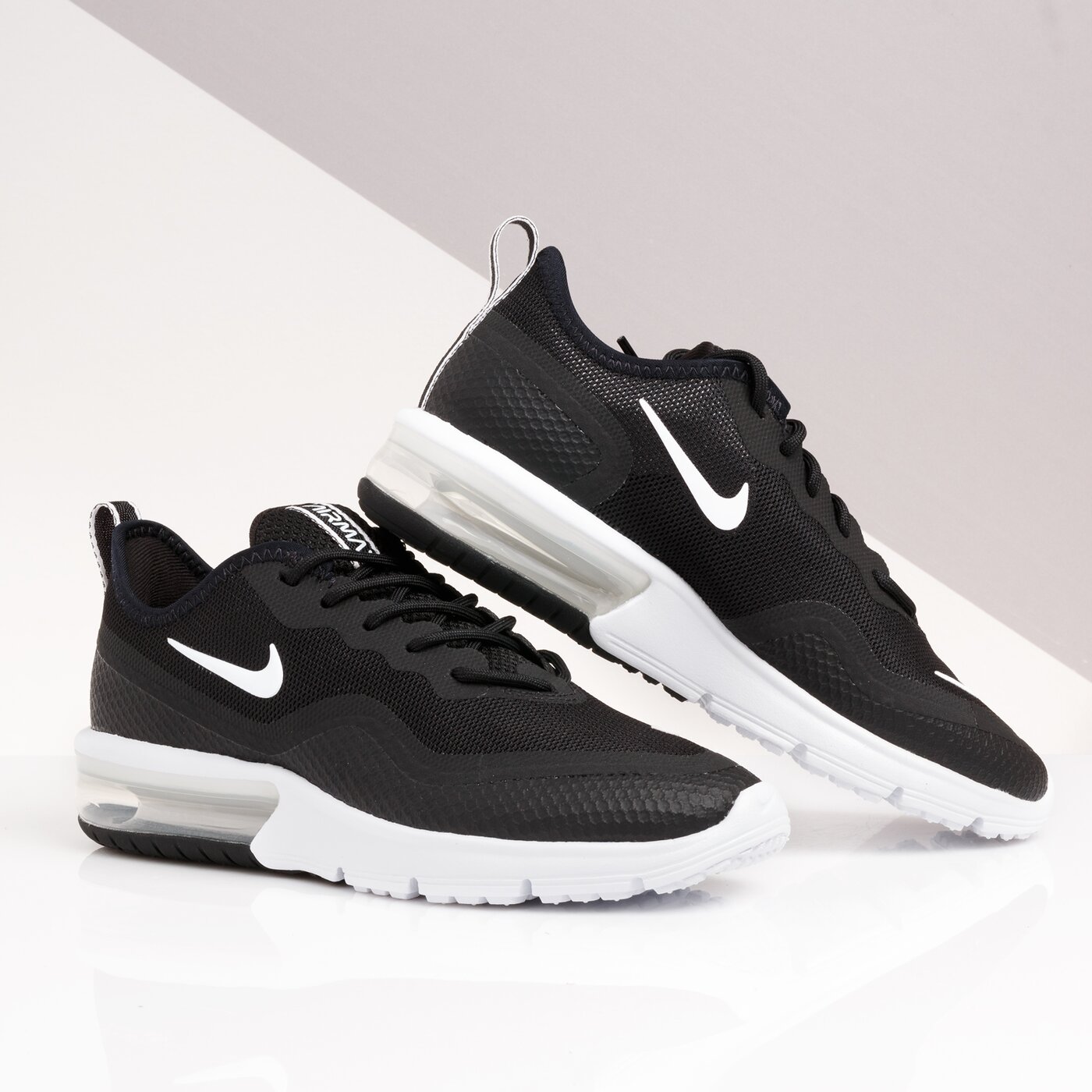 Damskie sneakersy (buty) NIKE WMNS AIR MAX SEQUENT 4.5  bq8824-003 kolor czarny