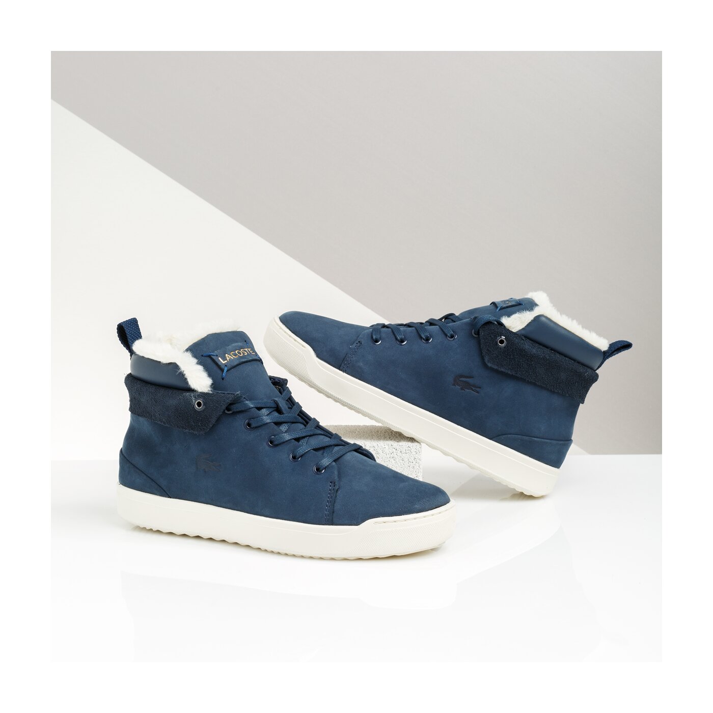 Damskie trampki LACOSTE EXPLORATEUR THERMO4191CFA 738cfa0004j18 kolor granatowy