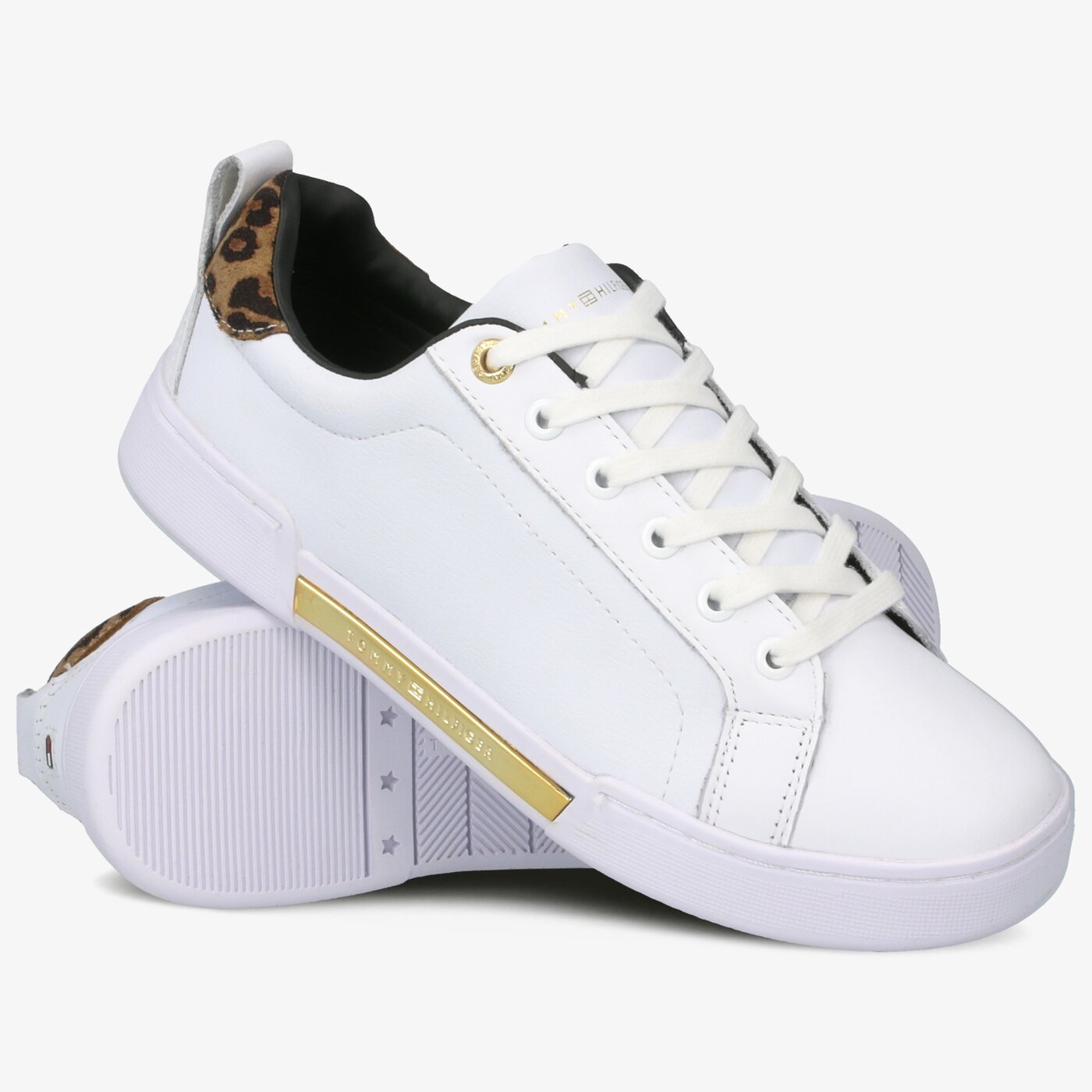 Damskie trampki TOMMY HILFIGER BRANDED LEO PRINT SNEAKER fw0fw04301ybs kolor biały