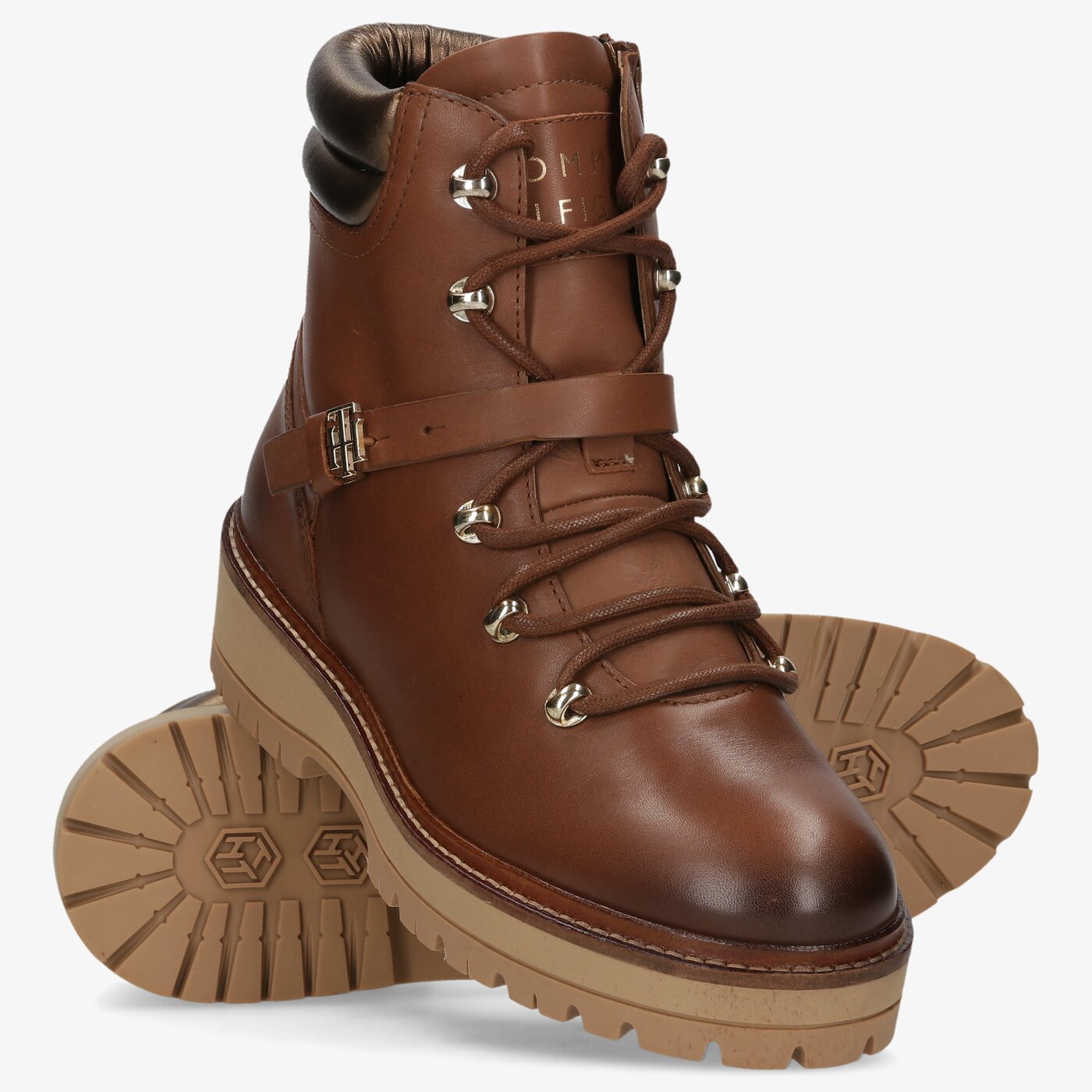 Damskie botki / sztyblety TOMMY HILFIGER POLISHED LEATHER FLAT BOOT fw0fw06042gvi kolor brązowy