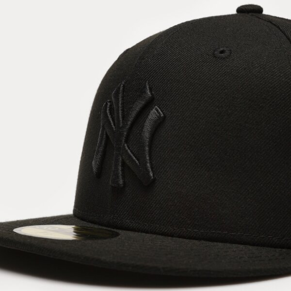 Damska czapka z daszkiem NEW ERA CZAPKA BLACK ON BLACK NY YANKEES 10000103 kolor czarny