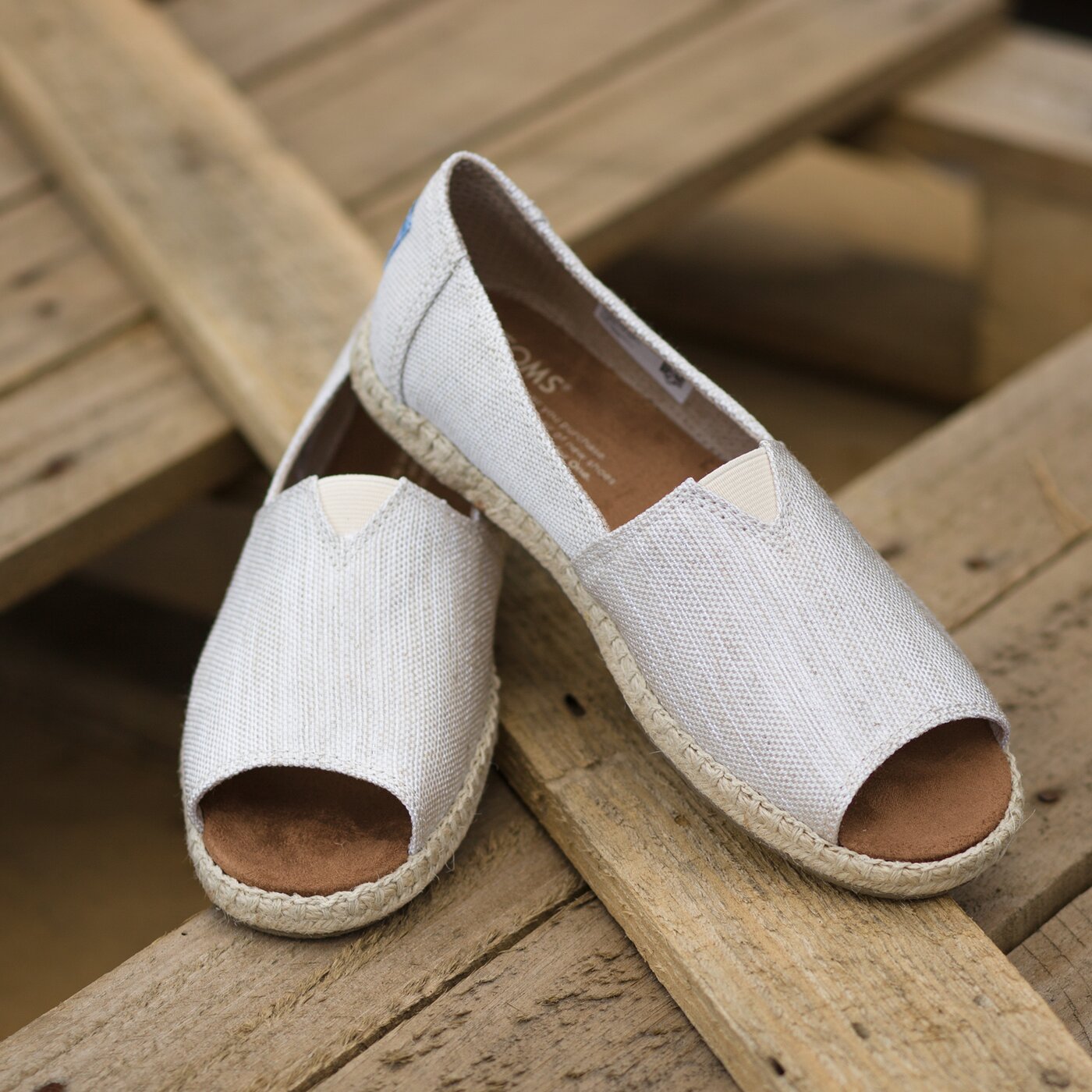 Damskie espadryle TOMS OPEN TOE ALPARGATA 10009845 kolor beżowy