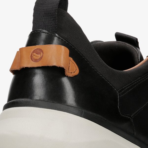 Męskie półbuty CLARKS UN GLOBE VIBE 26140163 kolor czarny