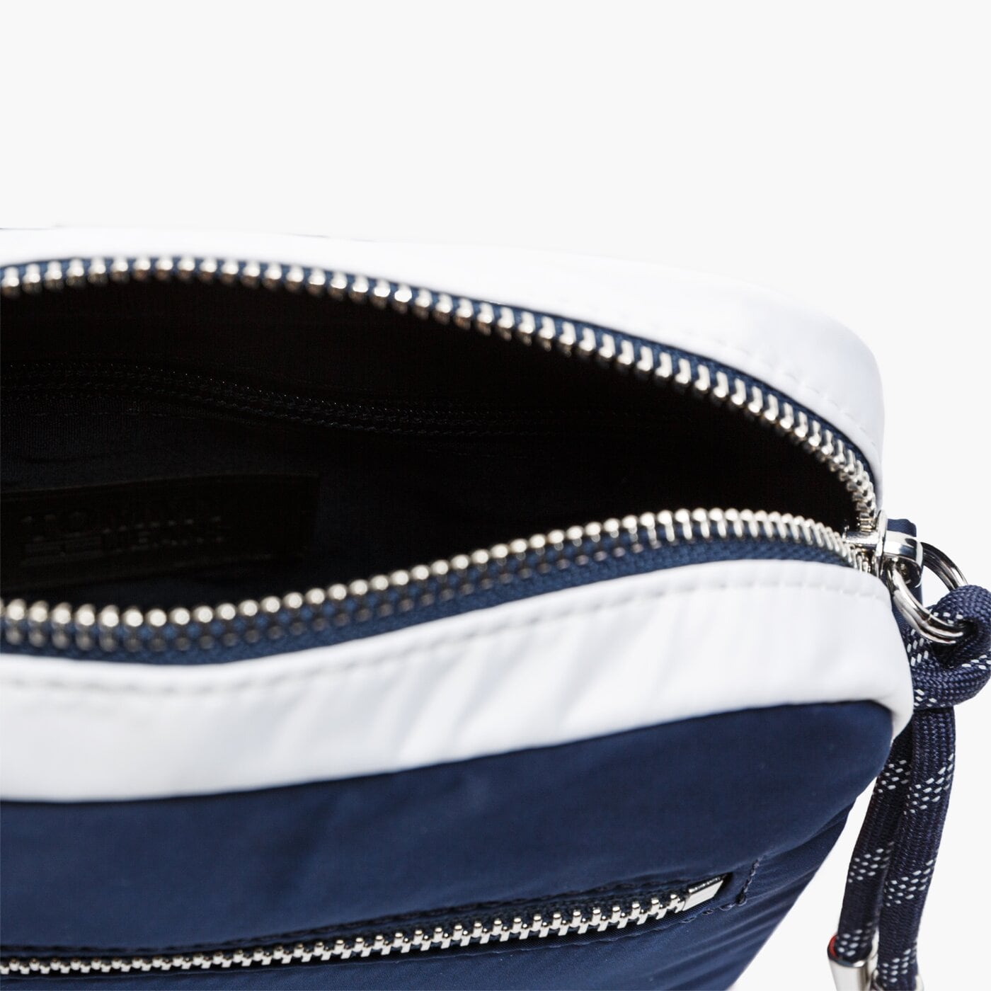 Damska nerka / saszetka TOMMY HILFIGER TOREBKA TJW ITEM CROSSOVER RWB aw0aw071500i1 kolor granatowy