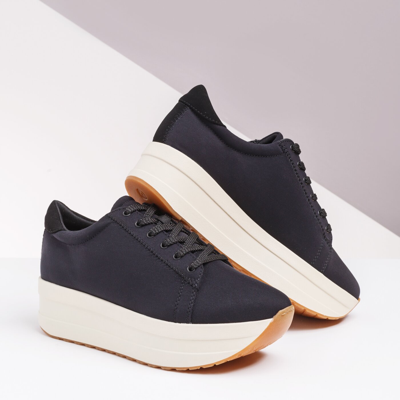 Damskie sneakersy (buty) VAGABOND CASEY 4722-280-20 kolor czarny